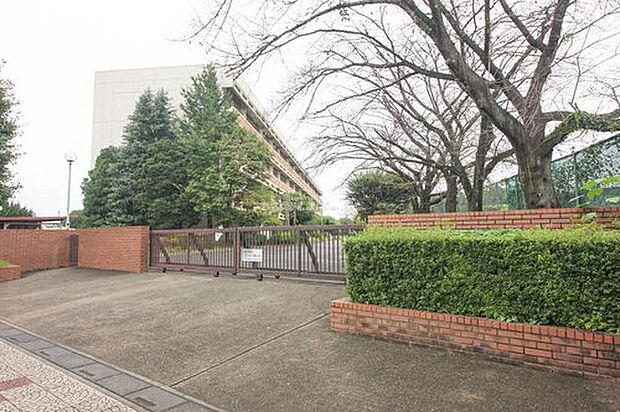 鶴ヶ島市立西中学校(約1,600m)