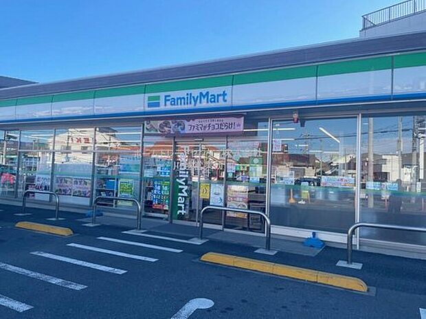ファミリーマート川越天沼店(約444m)
