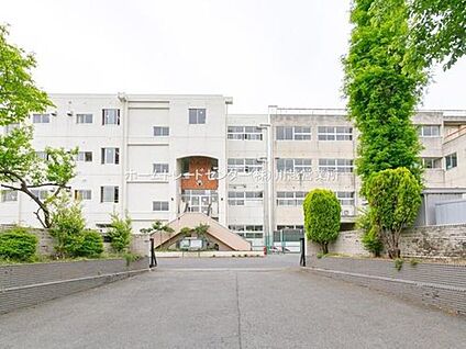 川越市立初雁中学校 700m(徒歩9分)