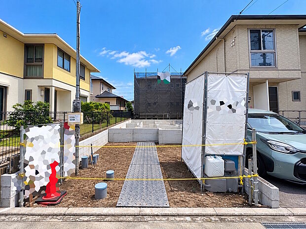 前面道路含む現地写真【撮影日】2026/09/12