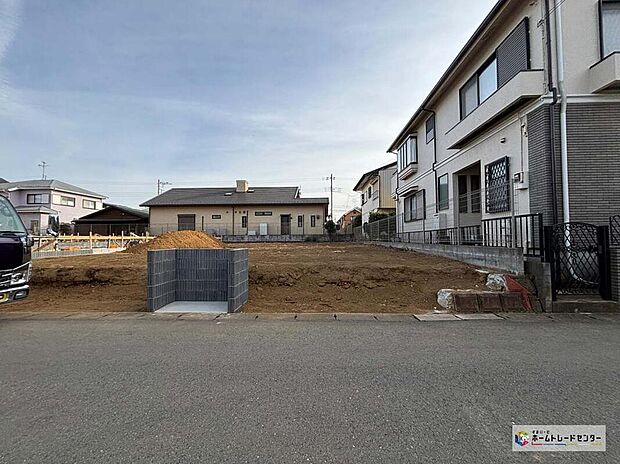 一戸建ての大きなメリットは、「自分の土地」を自由に使えること。好きなペットが飼えるほか、ガーデニングやDIY、車やバイクの手入れなど様々な趣味を楽しめます♪