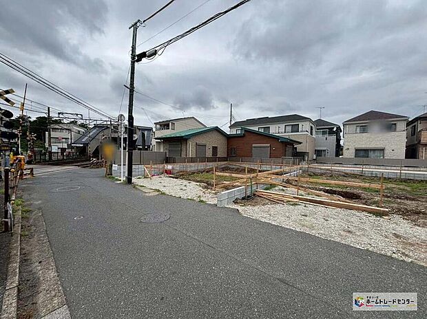 一戸建ての大きなメリットは、「自分の土地」を自由に使えること。好きなペットが飼えるほか、ガーデニングやＤＩＹ、車やバイクの手入れなど様々な趣味を楽しめます♪