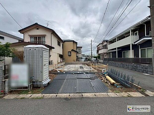 一戸建ての大きなメリットは、「自分の土地」を自由に使えること。好きなペットが飼えるほか、ガーデニングやDIY、車やバイクの手入れなど様々な趣味を楽しめます♪