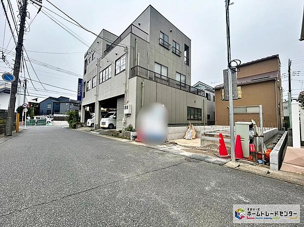 一戸建ての大きなメリットは、「自分の土地」を自由に使えること。好きなペットが飼えるほか、ガーデニングやDIY、車やバイクの手入れなど様々な趣味を楽しめます♪