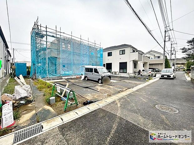 【C号棟】一戸建ての大きなメリットは、「自分の土地」を自由に使えること。好きなペットが飼えるほか、ガーデニングやDIY、車やバイクの手入れなど様々な趣味を楽しめます♪