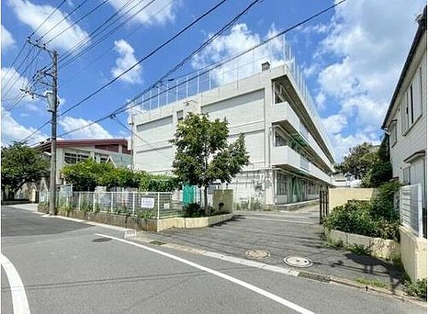市川市立稲荷木小学校(約450m)