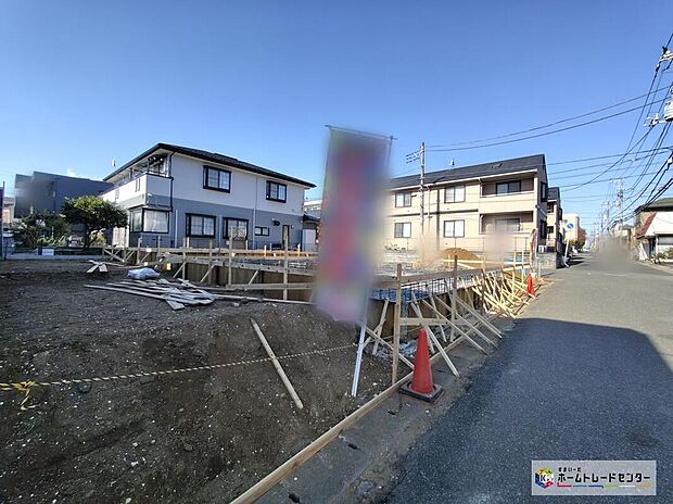 【前面道路含む現地写真】休日にご家族揃ってご見学はいかがでしょうか♪実際の現地を見てみると図面などではわからない、新たな発見もありますのでまずはお気軽にお問い合わせください♪