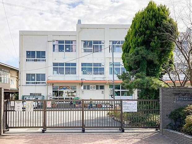 市川市立南新浜小学校（約170m）