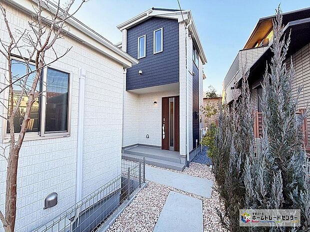 【現地外観写真】【C号棟】平日・お仕事帰りなど、いつでもご案内致します!お気軽にお問い合わせ下さい♪