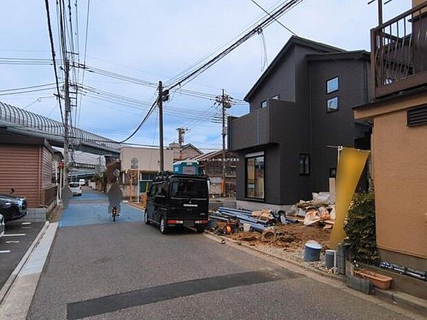 【前面道路含む現地写真】平日・お仕事帰りなど、いつでもご案内致します!お気軽にお問い合わせ下さい♪