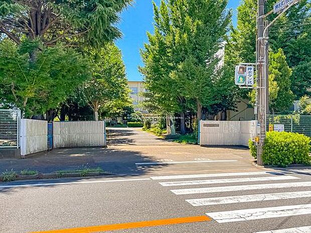 松戸市立栗ケ沢小学校(約750m)