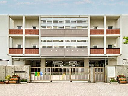 浦安市立高洲中学校 900m (徒歩12分)