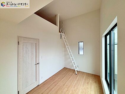 【B号棟】収納