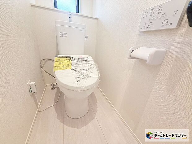 【トイレ】トイレスペースが1、2階にございますので、朝の混雑時に家族が分散して使用できます。またゲスト用・家族用と分けることも出来ますよ。