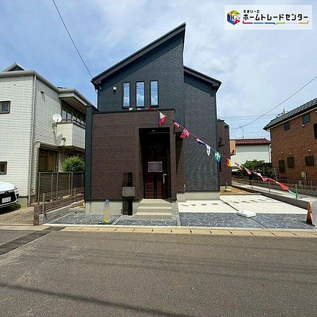 【現地外観写真】☆1号棟☆
資料送付・ご見学即対応！建物完成しておりますので、室内ご内覧いただけます♪ご不明点等、スタッフがしっかりと説明させていただきますので、安心して現地をご覧ください♪