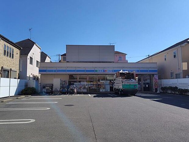 ローソン市川新田三丁目店（約600m）