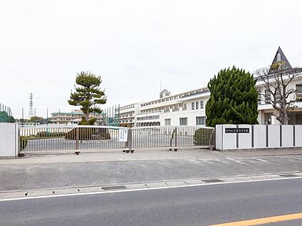 松戸市立小金北中学校 1100m (徒歩14分)