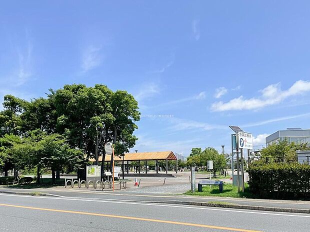 大洲防災公園(約614m)