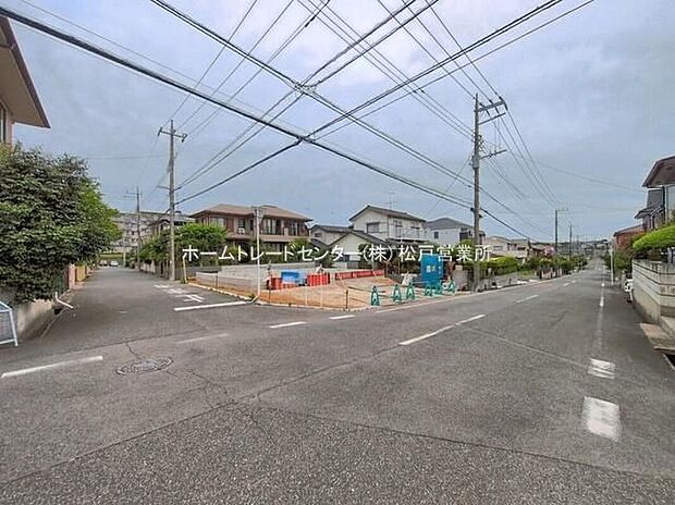 【前面道路含む現地写真】平日・お仕事帰りなど、いつでも現地ご案内致します!お気軽にお問い合わせ下さい♪