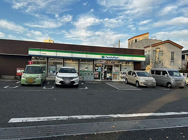 ファミリーマート市川若宮店(約550m)