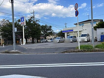 ローソン・スリーエフ松戸八ケ崎店 415m (徒歩6分)