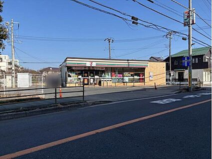 セブンイレブン市川北方町4丁目店 692m(徒歩9分)