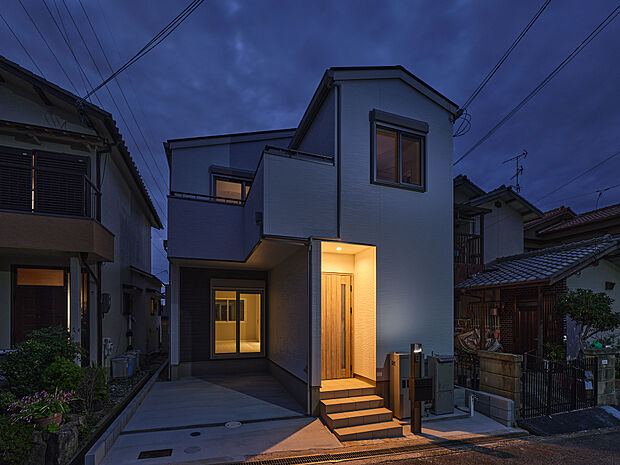 長尾西町1丁目 限定1棟 完成しました！＜Plus One Style＞の分譲住宅なら実現できる。お値打ち価格で高品質×オシャレなマイホームづくりは住まいセレクトにお任せください！