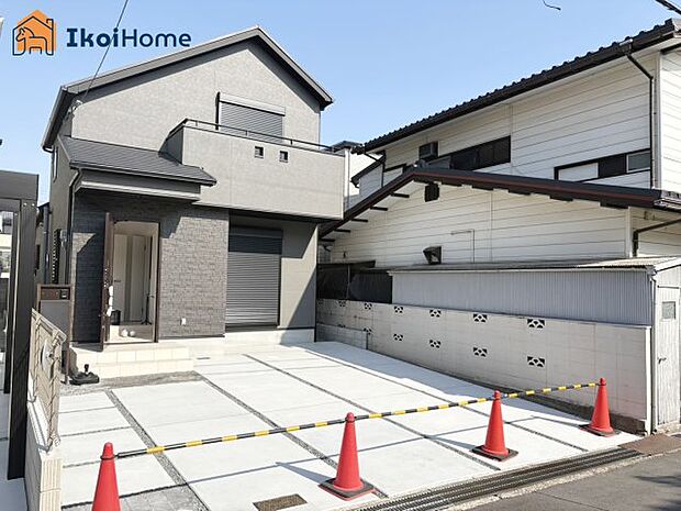 【ホームページに現地動画掲載中】●年中無休:当日予約可●ゆったり並列2台駐車可能!交通量も少なく安心