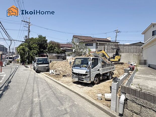山電「藤江」まで徒歩11分!角地で陽当り・通風良好!前面道路は4m以上ございます!