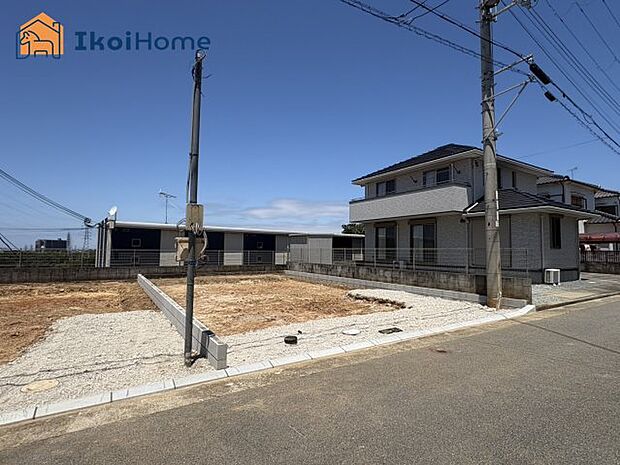 交通量が少ないので静かです。小さなお子様がいるご家庭はご安心できると思います。