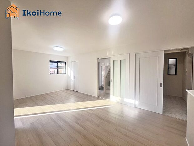 【居間・リビング】【ホームページに現地動画掲載中】●年中無休：当日予約可●広い開放感があり大型家具の設置可能