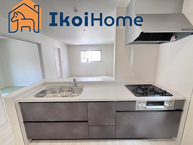 【コンロ】施工事例:ガスコンロは高火力での調理も可能で、調理器具を選ばなくてもいいので便利です。