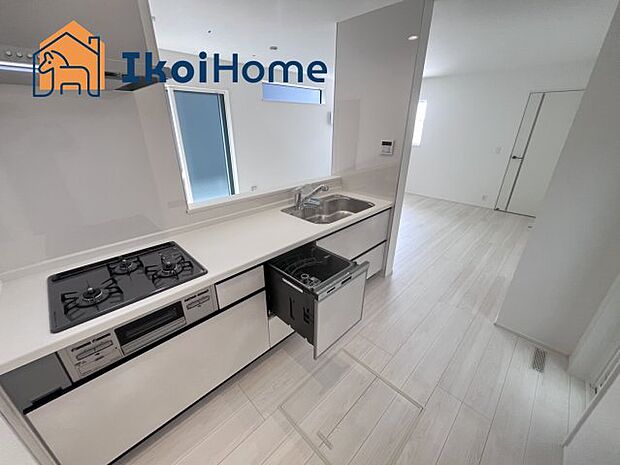 【食洗器】●施工事例●食洗器があることで食事後の面倒な作業も楽ちんになります。