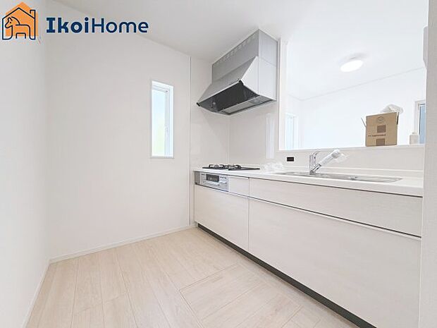 【キッチン】【ホームページに現地動画掲載中】●年中無休:当日予約可●キッチンには便利な床下収納庫も完備!