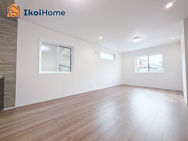 【居間・リビング】【ホームページに現地動画掲載中】●年中無休:当日予約可●広い開放感があり大型家具の設置可能