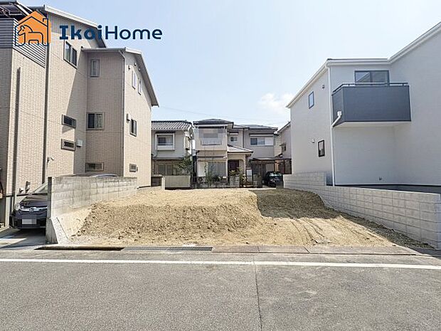 【外観】●年中無休:当日予約可●両面道路で陽当り・通風良好!近くに公園もございます!子育て環境充実!