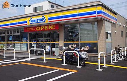 ミニストップ 明石大久保町店 徒歩670m