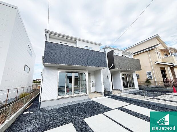 安心の10年保証!外観を美しく保ち、雨水で汚れを落とします!気になることがありましたら、お気軽にお問い合わせください!