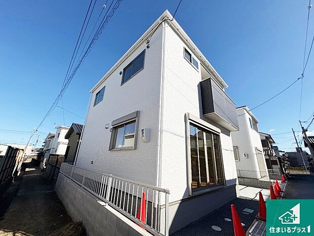 【外観】安心の10年保証！外観を美しく保ち、雨水で汚れを落とします！気になることがありましたら、お気軽にお問い合わせください！