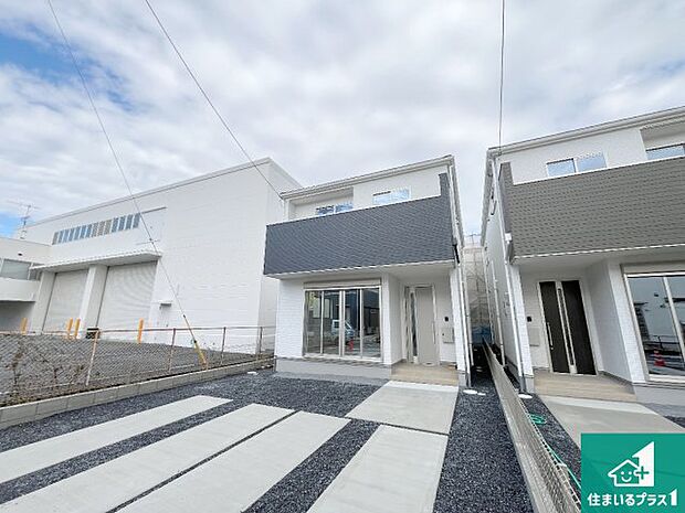 【外観】安心の10年保証!外観を美しく保ち、雨水で汚れを落とします!気になることがありましたら、お気軽にお問い合わせください!