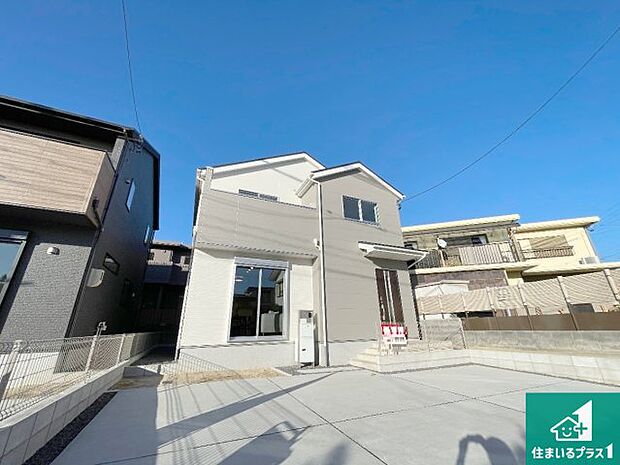 【外観】安心の10年保証!外観を美しく保ち、雨水で汚れを落とします!気になることがありましたら、お気軽にお問い合わせください!