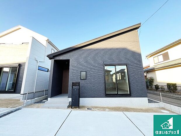 【外観】安心の10年保証!外観を美しく保ち、雨水で汚れを落とします!気になることがありましたら、お気軽にお問い合わせください!