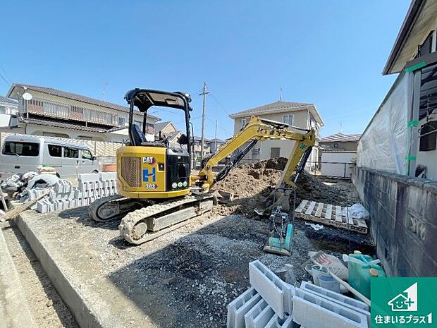 【外観】現在建築中!落ち着いた街並みで新生活を始めることが出来そう!周辺の物件も併せてご紹介させて頂きます!