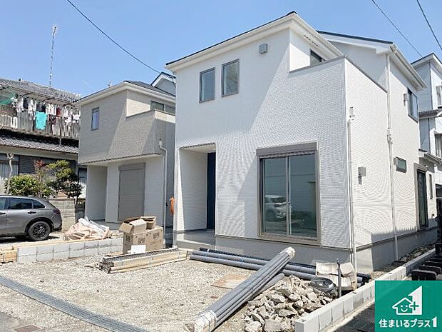 【外観】安心の10年保証！外観を美しく保ち、雨水で汚れを落とします！気になることがありましたら、お気軽にお問い合わせください！