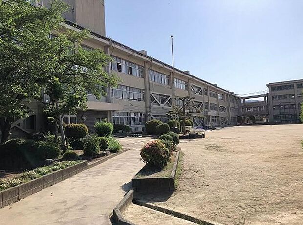 宇治市立槇島小学校