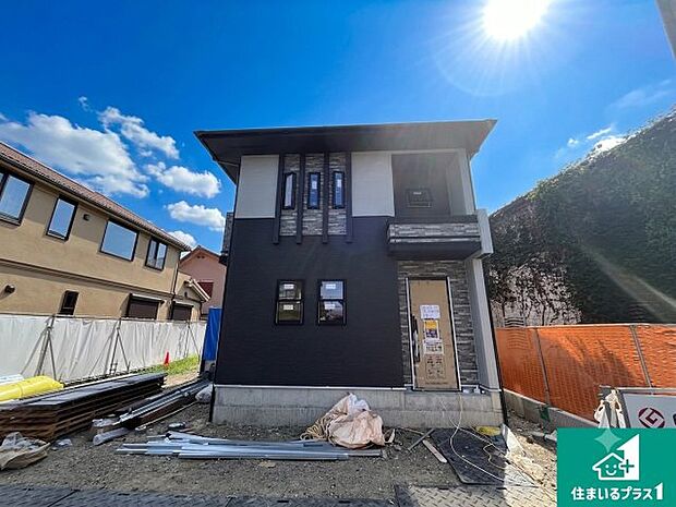 【外観】現在建築中!落ち着いた街並みで新生活を始めることが出来そう!周辺の物件も併せてご紹介させて頂きます!