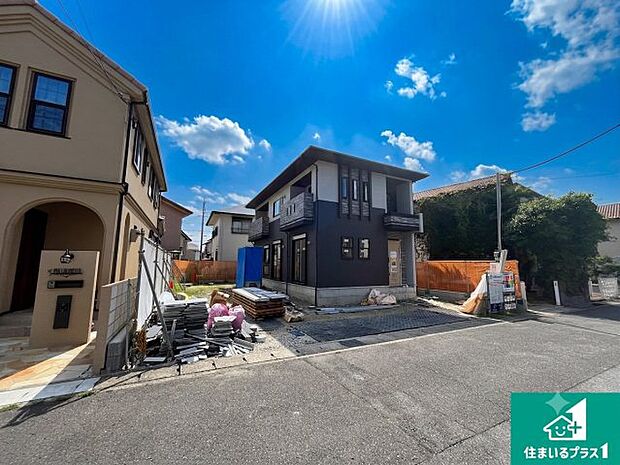 【外観】現在建築中!落ち着いた街並みで新生活を始めることが出来そう!周辺の物件も併せてご紹介させて頂きます!