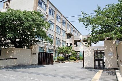 京都市立神川中学校 徒歩1600m