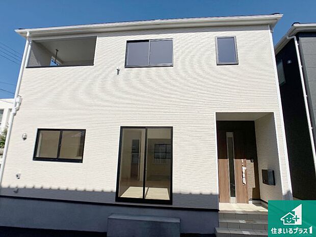 安心の10年保証！外観を美しく保ち、雨水で汚れを落とします！気になることがありましたら、お気軽にお問い合わせください！