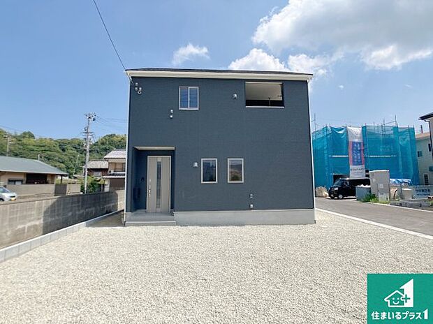 【外観】安心の10年保証!外観を美しく保ち、雨水で汚れを落とします!気になることがありましたら、お気軽にお問い合わせください!